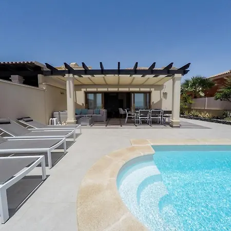 Senorio Del Castillo - Private Heated Pool - Ocean Views *